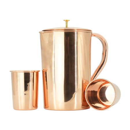Zestaw-naczyń-miedziany-do-wody