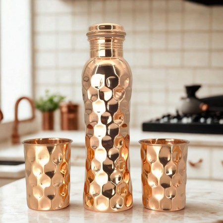 Miedziany zestaw HONEY SHINE butelka 950 ml + dwa kubki 250 ml Gisane kuchnia.jpg